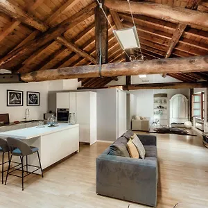 Apartment Corte Delle Rondini - Bymyhomeincomo, Como
